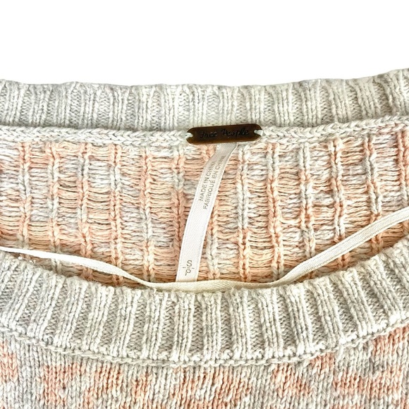 Free People Cool Cat Leopard Print Sweater Peach Cream Small - Picture 7 of 13